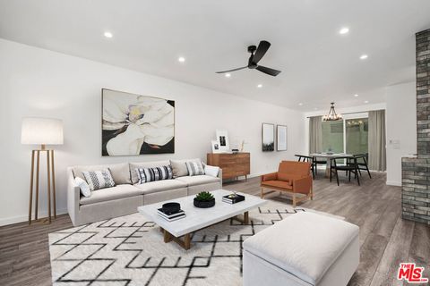 Photo of 9000 Cynthia Street #205, West Hollywood, CA 90069 (MLS # 25583431) Photo of 9000 Cynthia Street #205, West Hollywood, CA 90069 (MLS # 25583431)