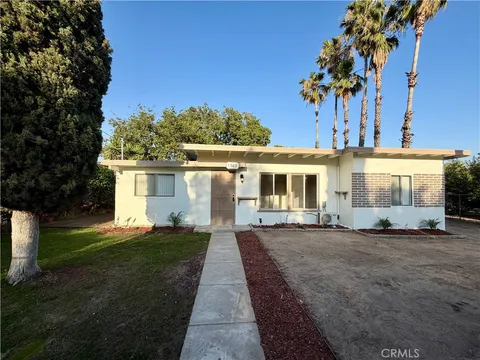 MLS: CV26105344