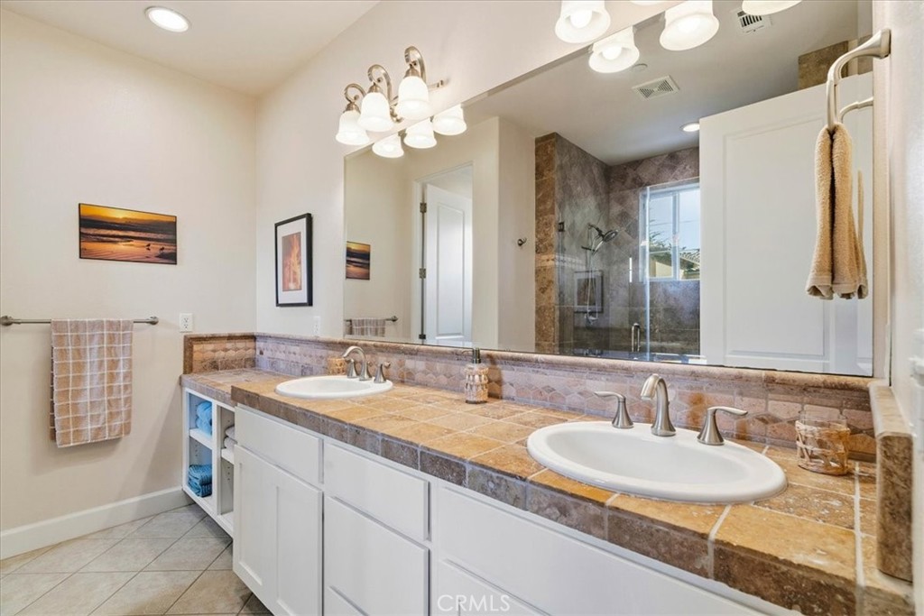 Trilogy(600) - Residential