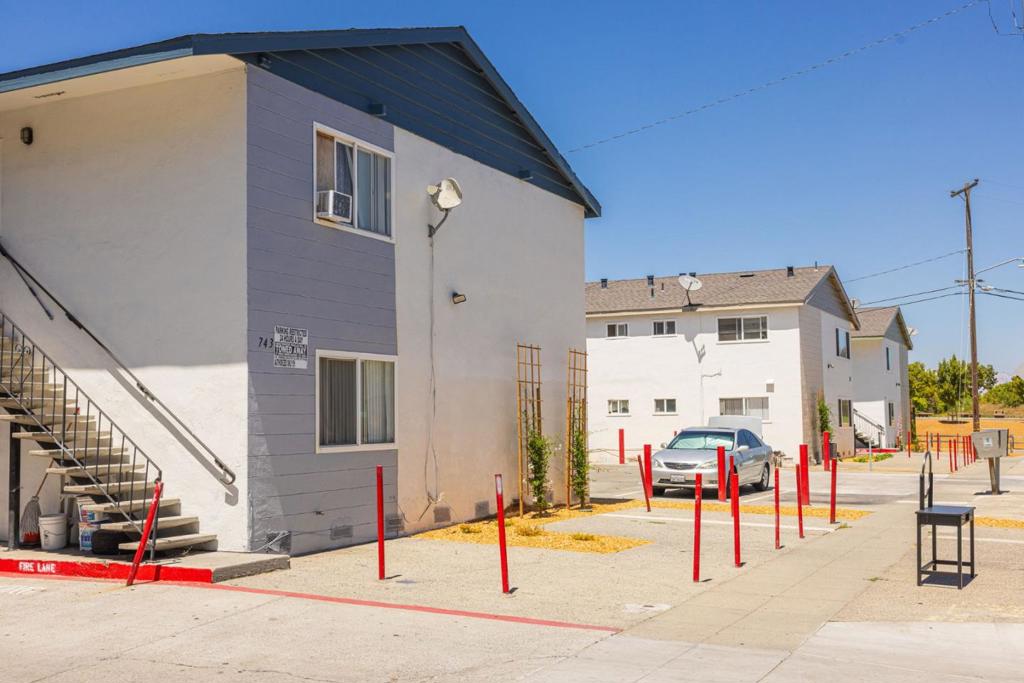 743 Forestdale Avenue