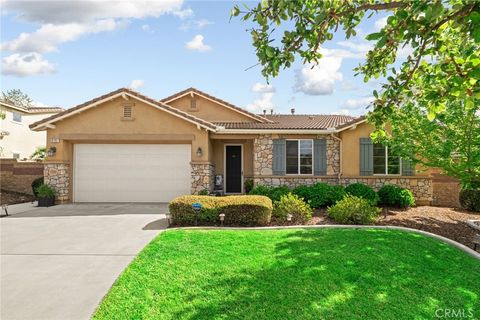 Photo of 31757 Dove Court, Yucaipa, CA 92399 (MLS # IG26081297)