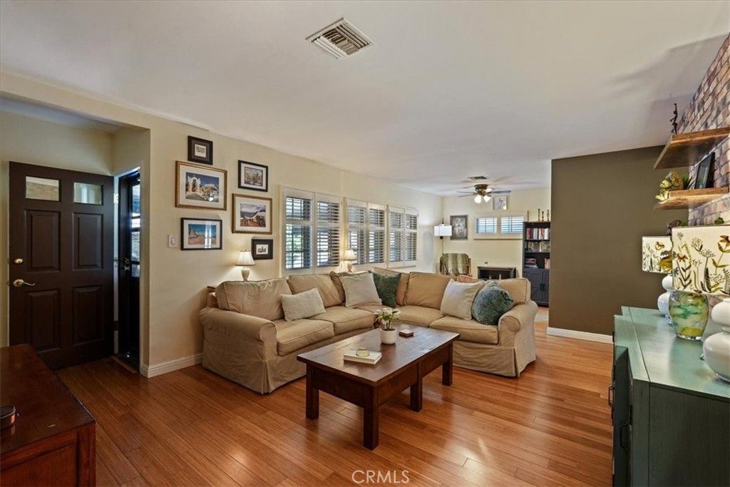 Photo of 10857 Crockett Street, Sun Valley, CA 91352 (MLS # BB26015073)