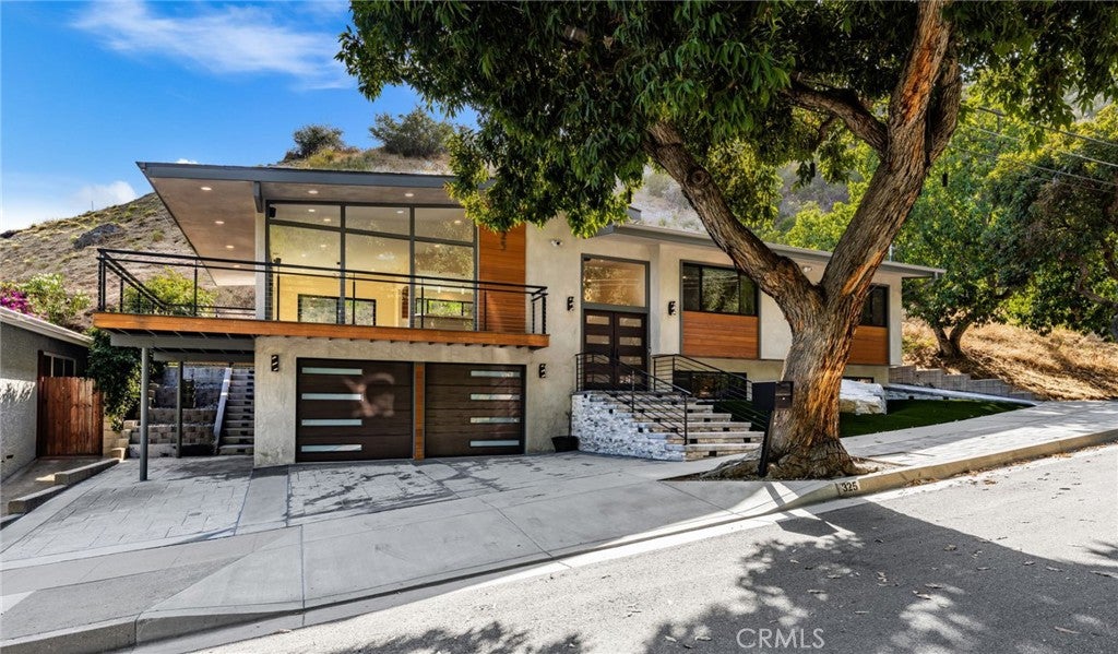 325 N Madison Avenue, Monrovia CA 91016