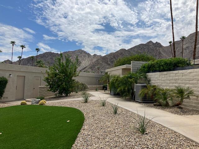 Indian Wells C.C. - Residential Lease