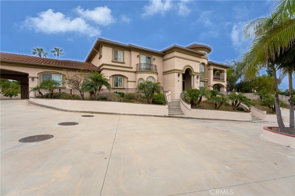 2935 N Monte Verde Drive