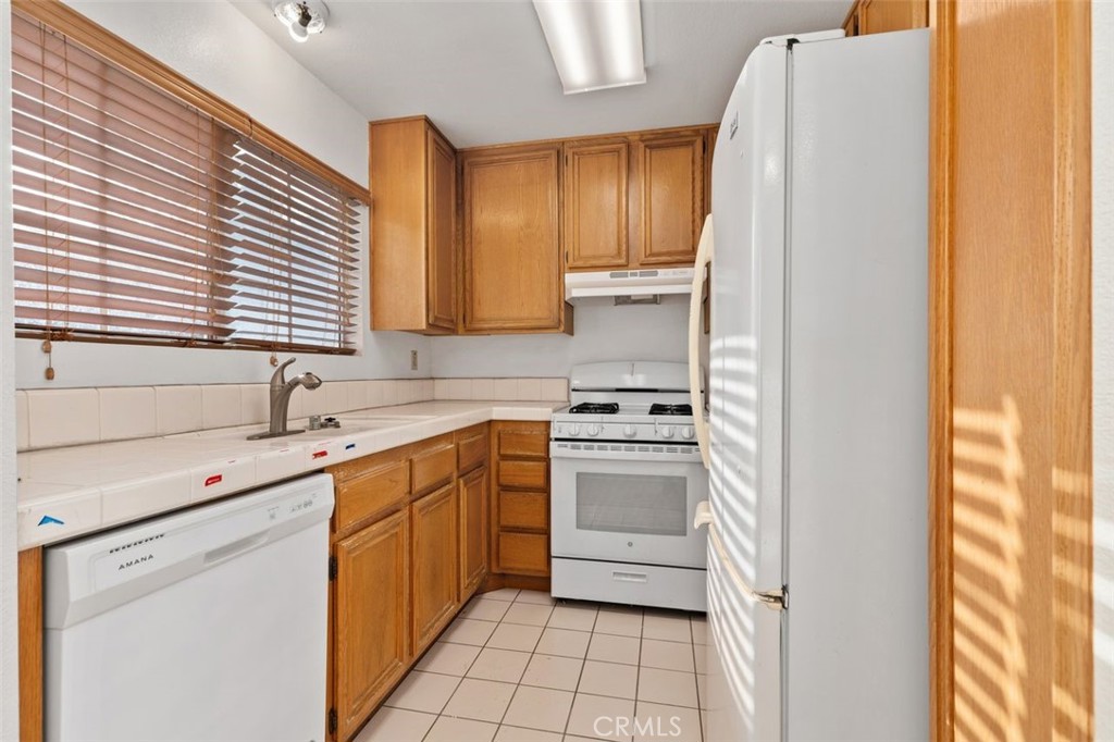 2800 Plaza Del Amo 375