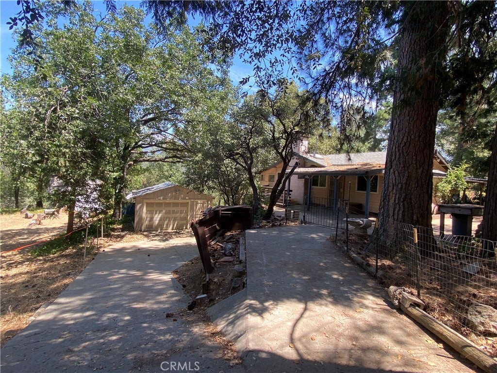 35995 Sierra Linda