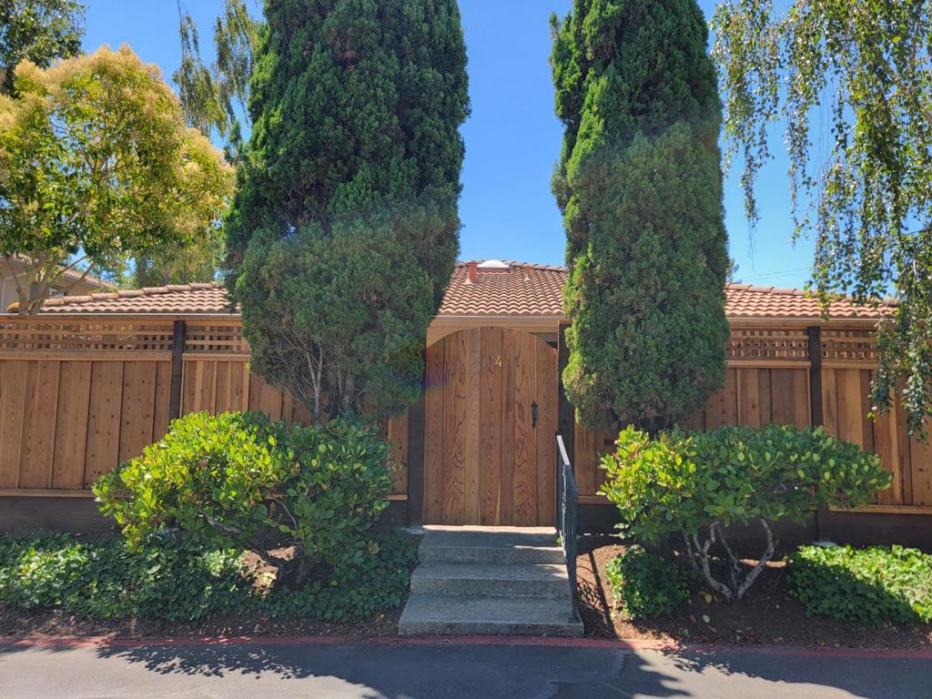 141 Peach Terrace