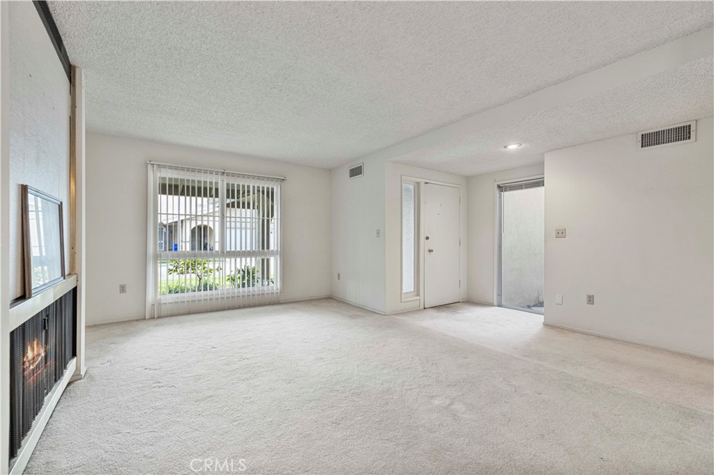 26838 -C Avenue Of The Oaks C