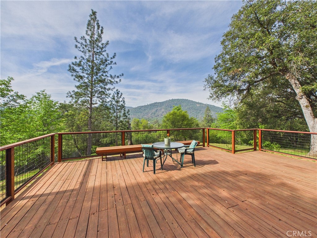 6650 Feliciana Mountain