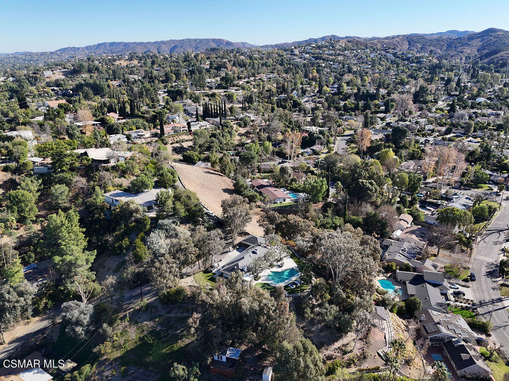 Woodland Hills, California, 91364, United States, 3 Bedrooms Bedrooms, ,3 BathroomsBathrooms,Residential,Active,2023373