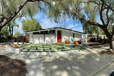 Photo of 2534 Dumbarton Avenue, San Jose, CA 95124 (MLS # ML82056333)