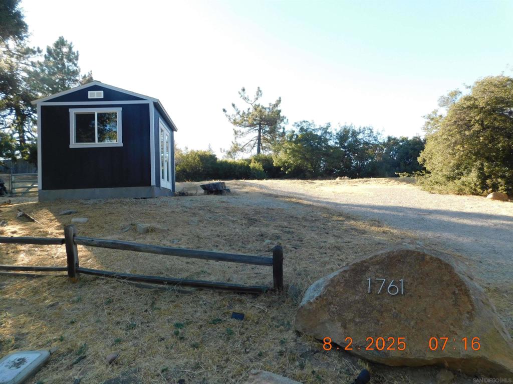 1761 Whispering Pines Dr.