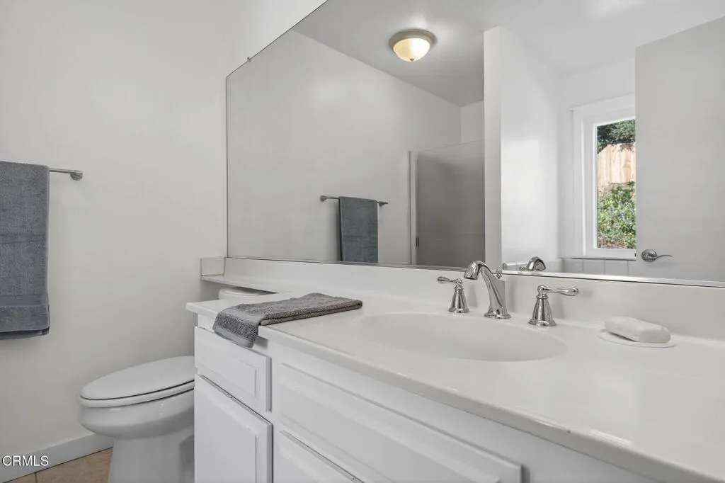 Ojai, California 93023, United States, 3 Bedrooms Bedrooms, ,2 BathroomsBathrooms,Residential,Active,191172