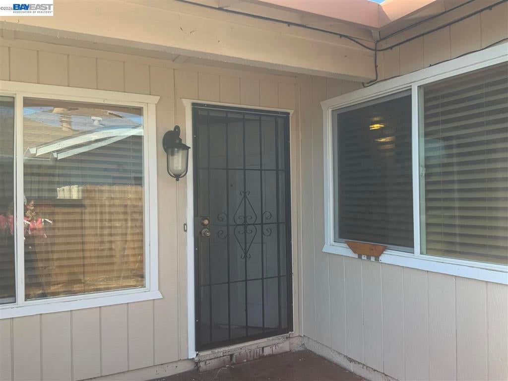 7369 Kelley Drive