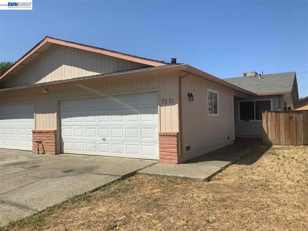 7369 Kelley Drive