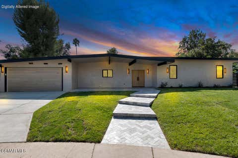 Photo of 4405 Brookford Avenue, Woodland Hills, CA 91364 (MLS # 226004022)