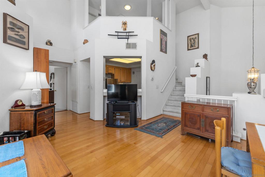 11362 Via Rancho San Diego