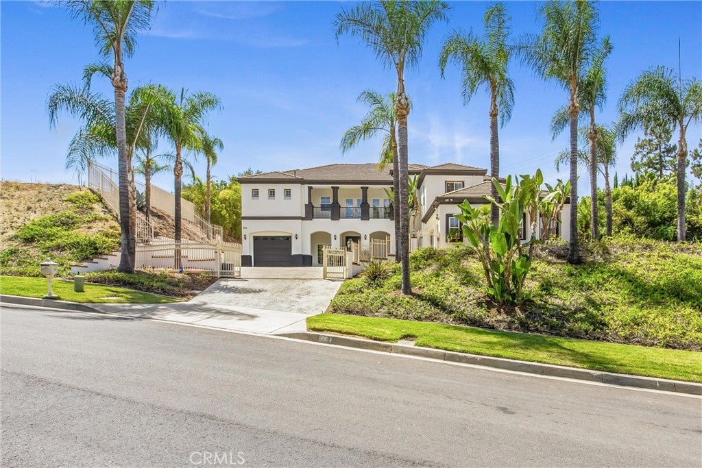 652 Fairway Drive