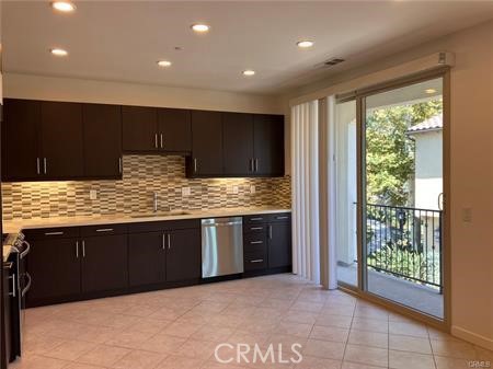 BROOKLAND (BKBRK) - Residential Lease