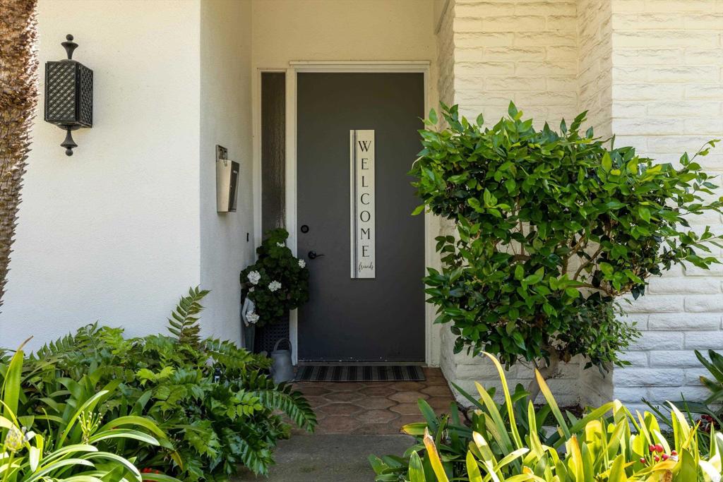 7115 Estrella De Mar B