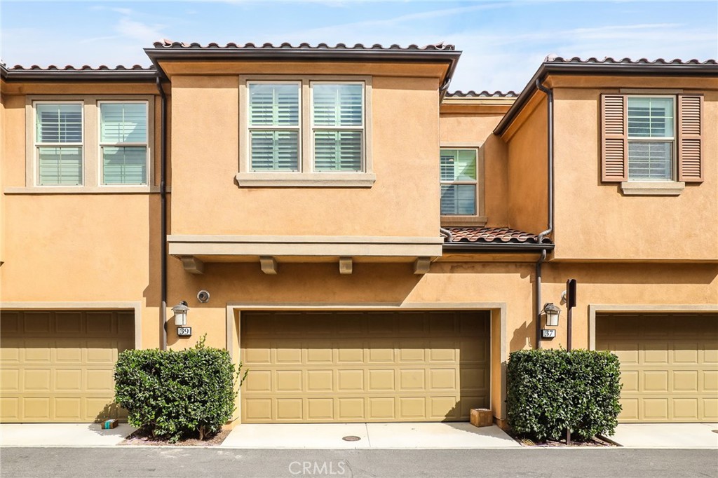 THE ROWE - Residential