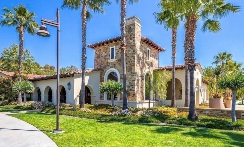 THE ROWE - Residential