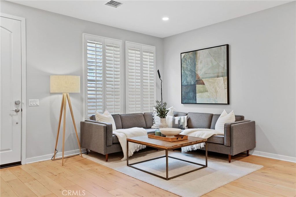 THE ROWE - Residential