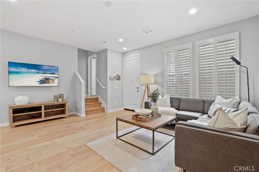 THE ROWE - Residential