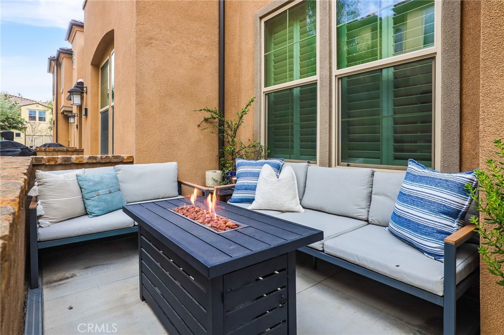 THE ROWE - Residential