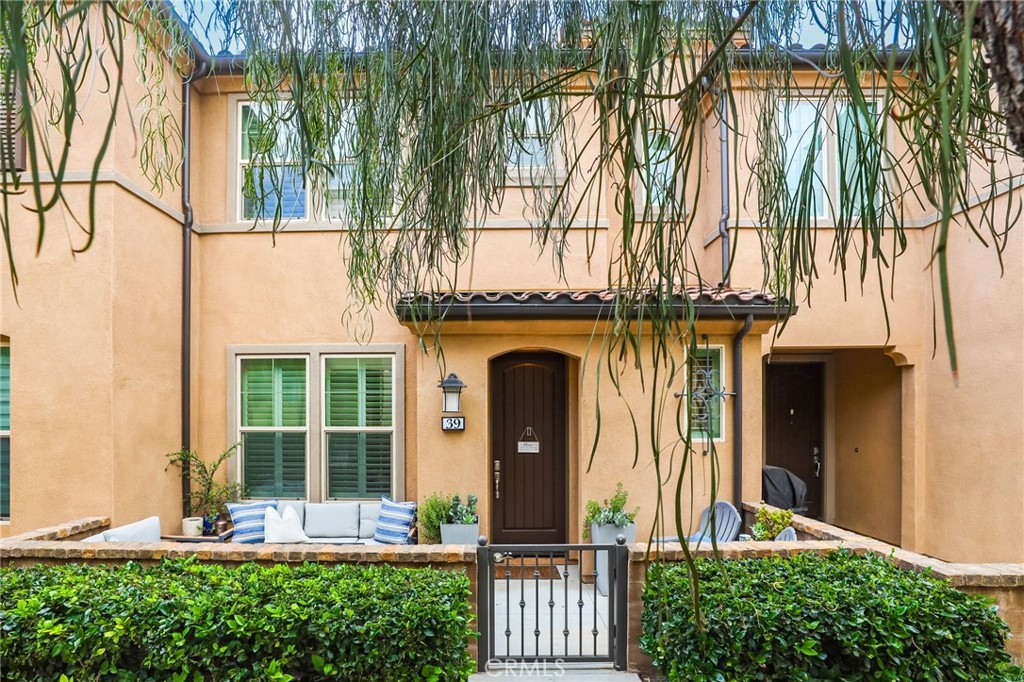 THE ROWE - Residential