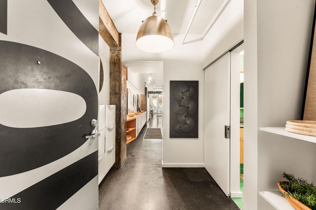 Photo of 510 S Hewitt Street #107, Los Angeles, CA 90013 (MLS # P1-25734)