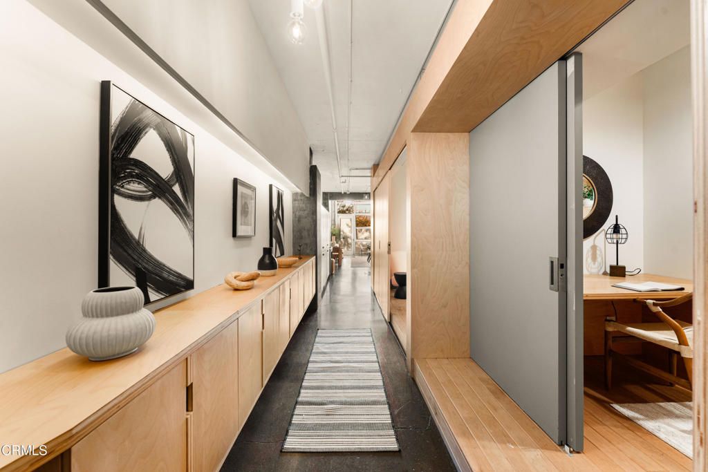 Photo of 510 S Hewitt Street #107, Los Angeles, CA 90013 (MLS # P1-25734)