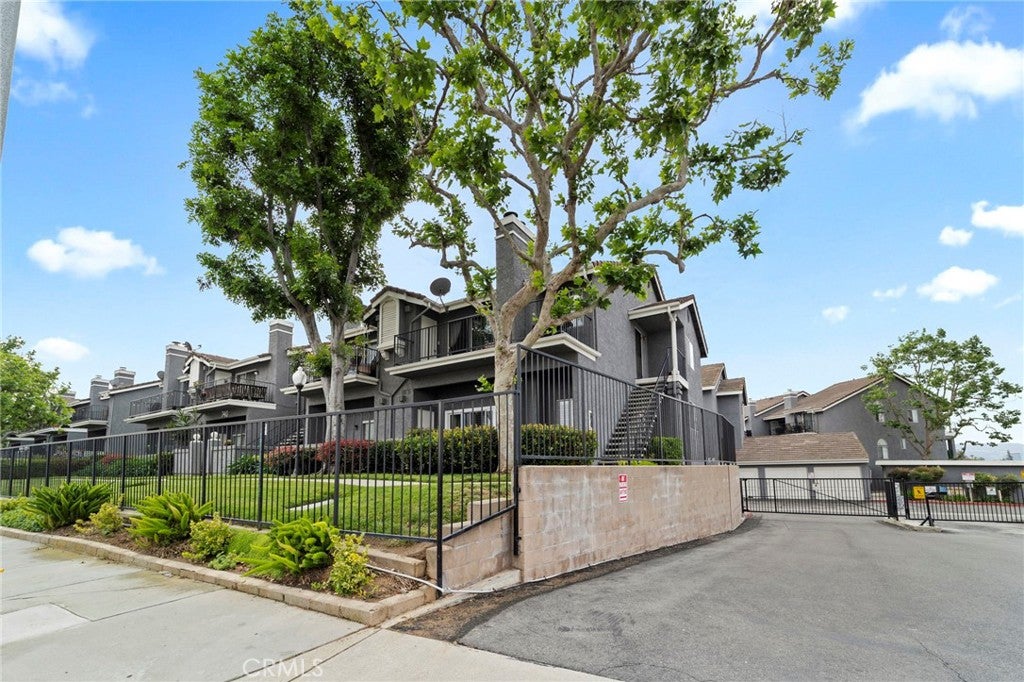 740 E San Bernardino Road
