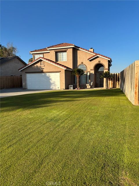 Photo of 8400 Winlock St, Bakersfield, CA 93312 (MLS # SR26075612)