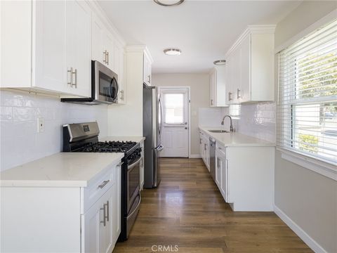 Photo of 4503 Bulova Street, Torrance, CA 90503 (MLS # SB25195709) Photo of 4503 Bulova Street, Torrance, CA 90503 (MLS # SB25195709)