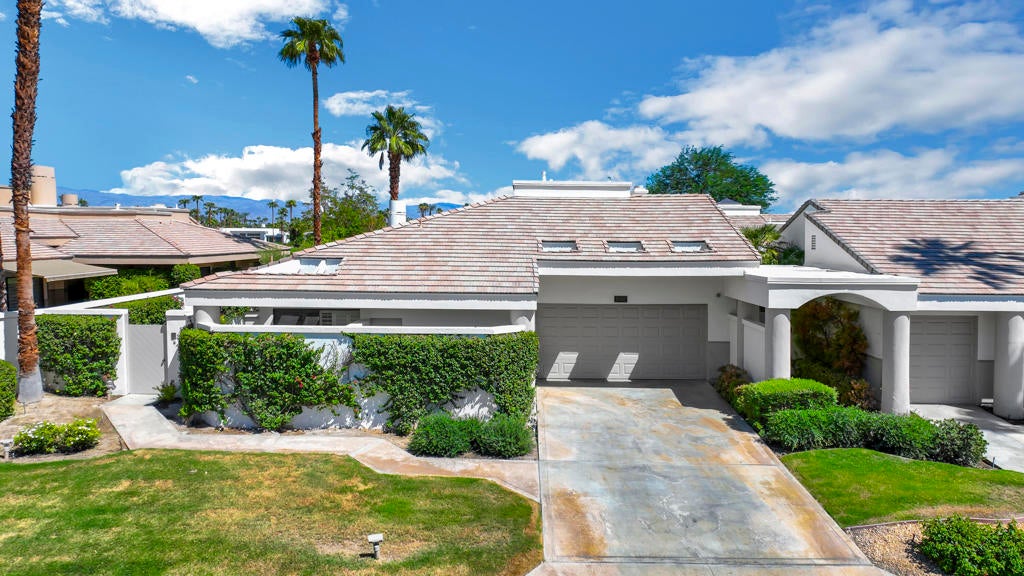 55650 Oaktree