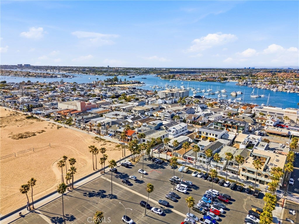 419 E Balboa, Newport Beach CA 92661 - Photo 38