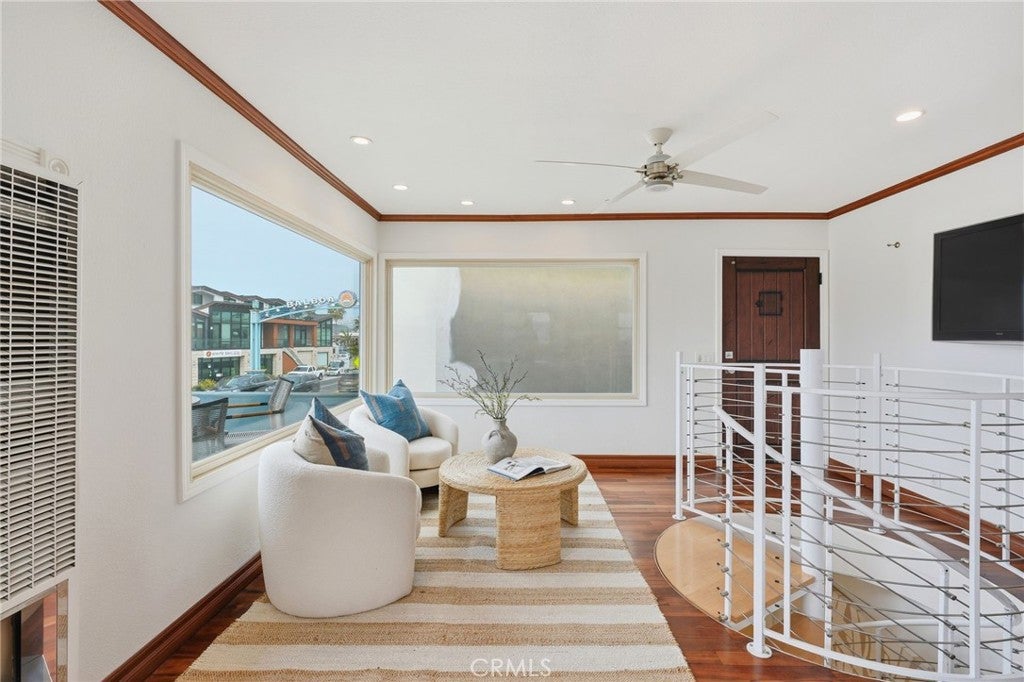 419 E Balboa, Newport Beach CA 92661 - Photo 28
