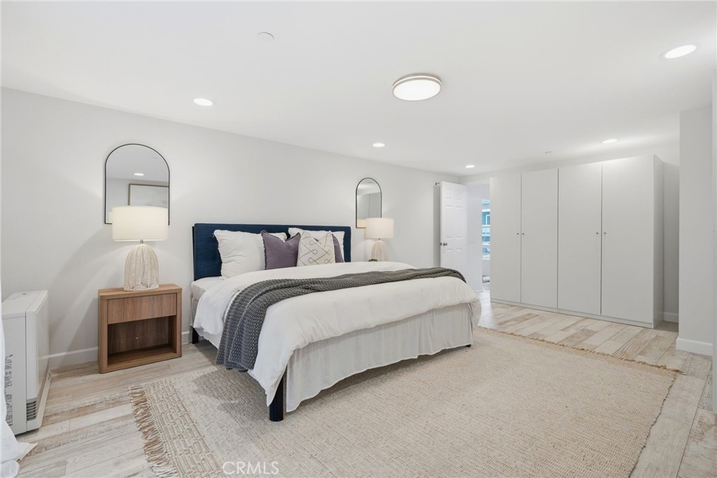 419 E Balboa, Newport Beach CA 92661 - Photo 24