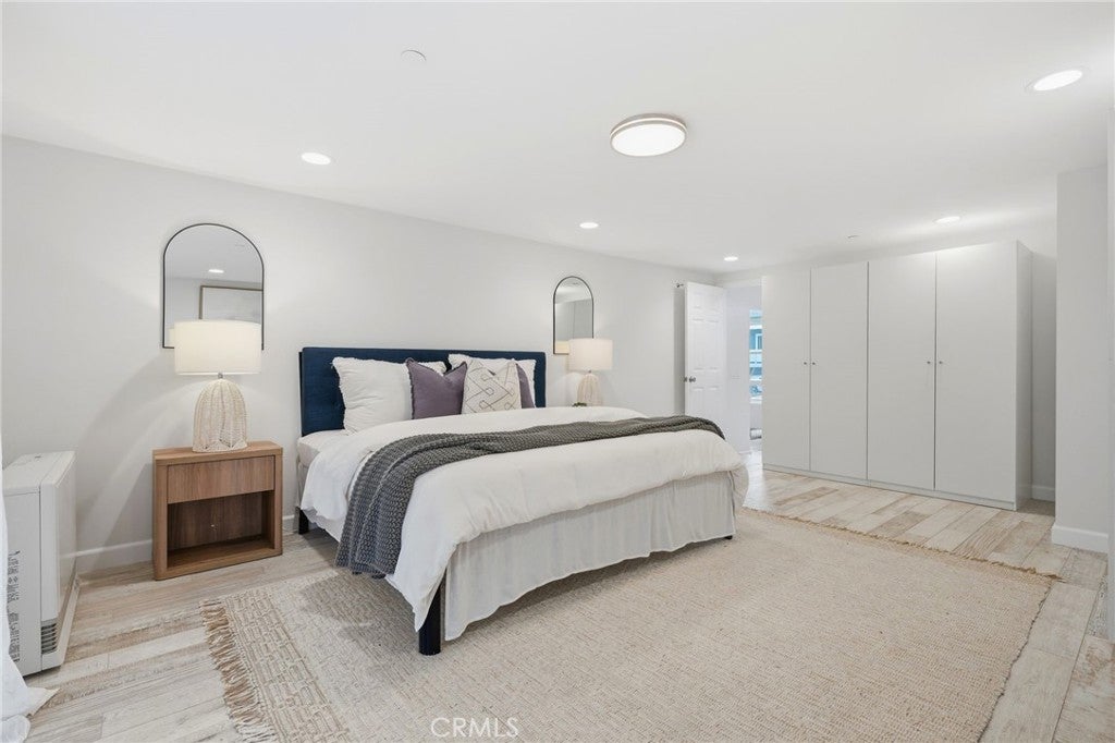 419 E Balboa, Newport Beach CA 92661 - Photo 24