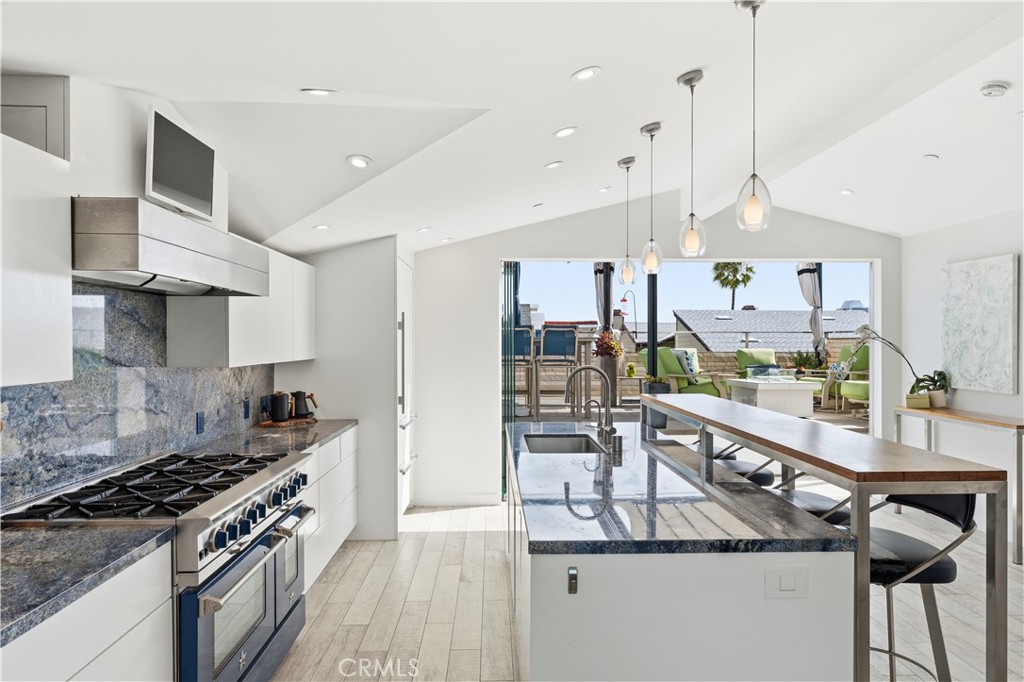 419 E Balboa, Newport Beach CA 92661 - Photo 7
