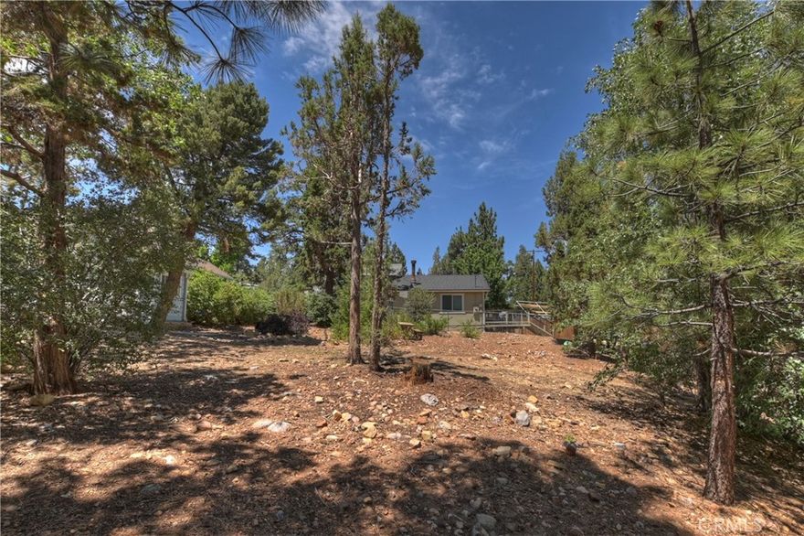 Beautiful treed lot.  Address has not been assigned to this parcel.  497 Cedar is the Home behind this lot that is currently for sale.