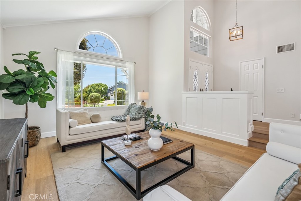 9 Phillips Circle