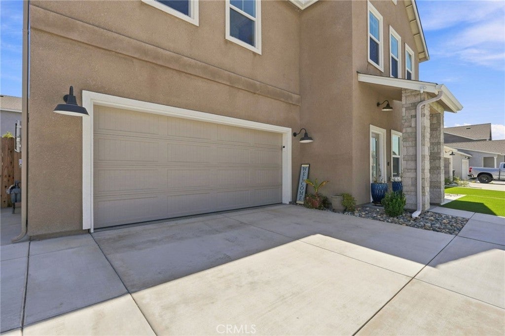 432 University Drive