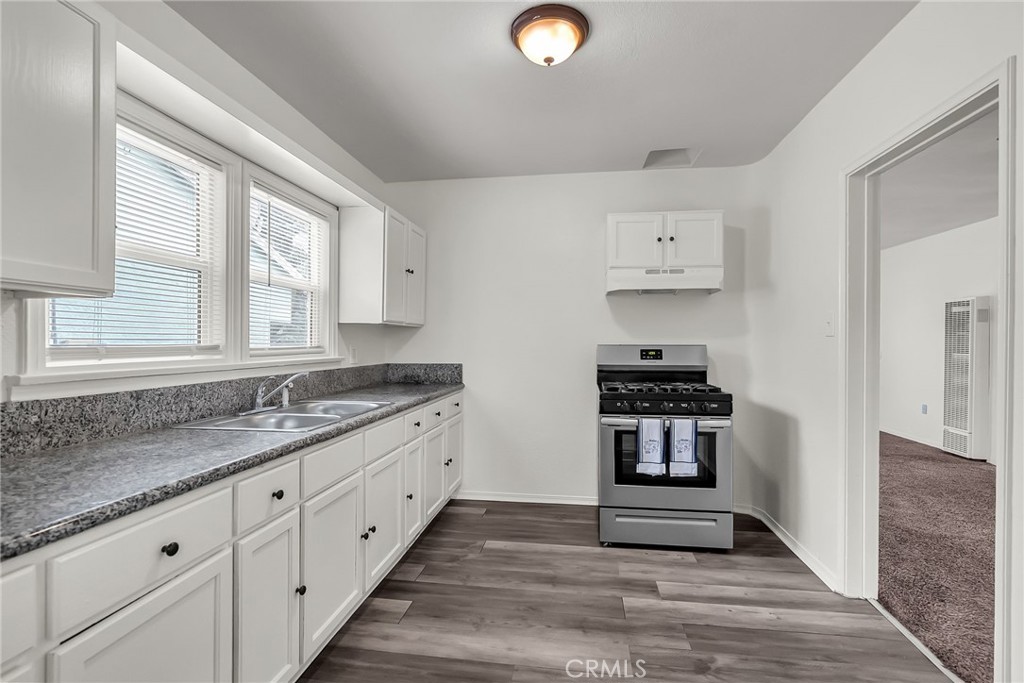 232 W 23rd Street