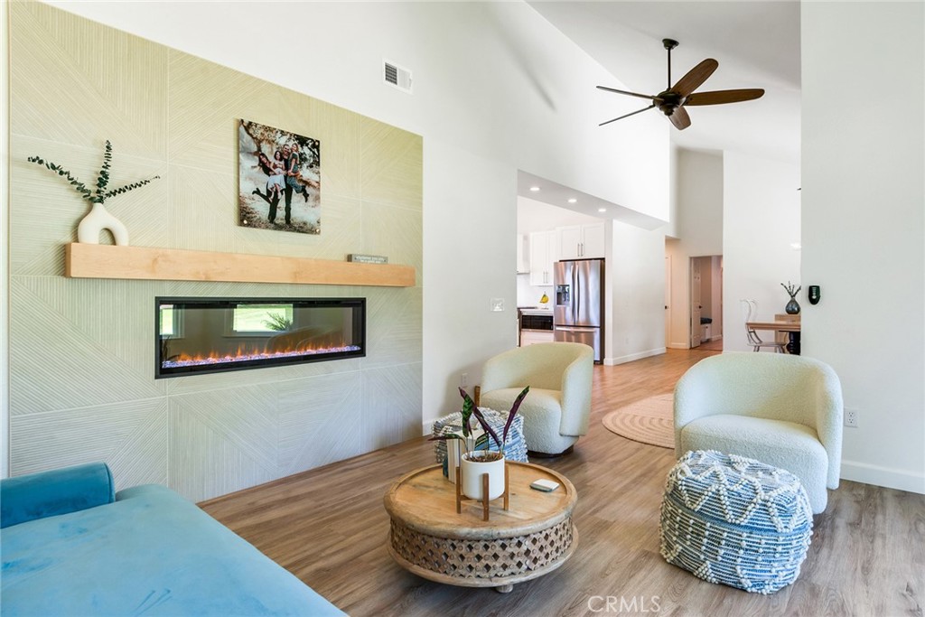 13288 Oak Crest Drive