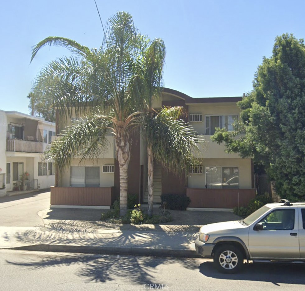 Need a place to call home? Come in and take a load off your mind in this 2 bedroom 2 bathroom in Sherman Oaks- it awaits you. Small quiet building in Prime Sherman Oaks, located near Ventura Blvd, Whole Foods, Fashion Square and minutes away from the 101 and 405 freeways. Featuring spacious living room, dining area that opens to the balcony, fully equipped white kitchen with window. Freshly painted, completely redone, new appliances, recessed lighting throughout the unit, wood plank flooring, in-unit washer and dryer in closure, three A/C units for flexible cooling, generous closet space and storage, with covered parking. Comfortable and convenience is the name of the games.