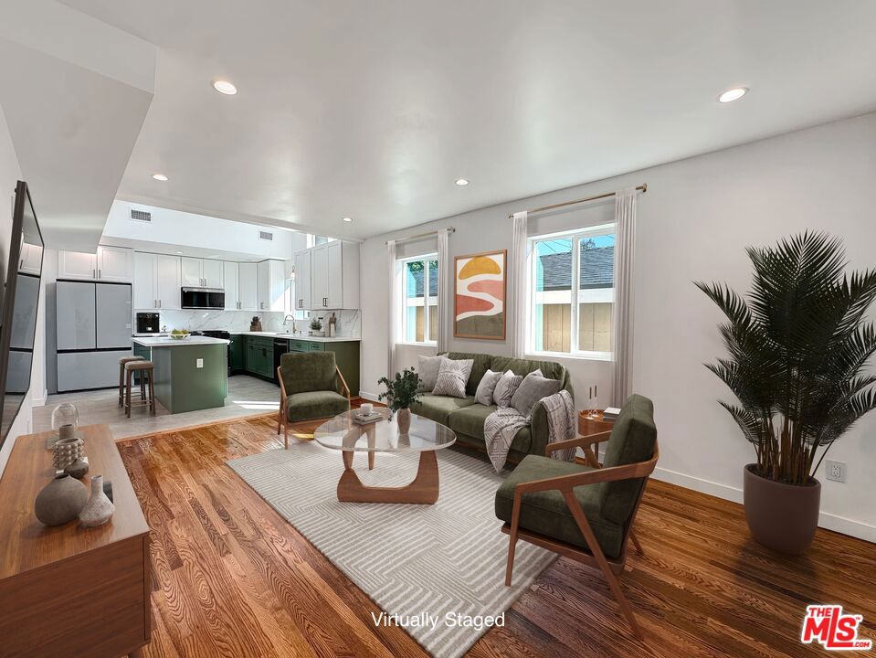 5930 Willoughby Avenue