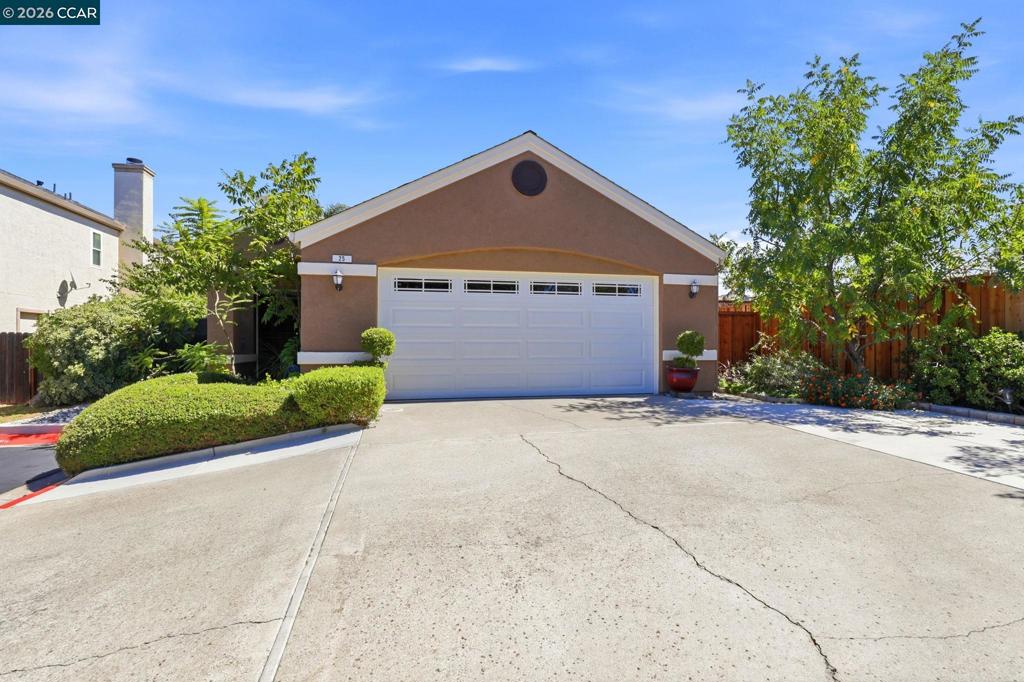 25 Sparrow Hawk Ct.